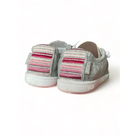 NEW Roxy Girl’s Bayshore Slip-On Shoes, Gray & Pink, Size 12 - Picture 5 of 5